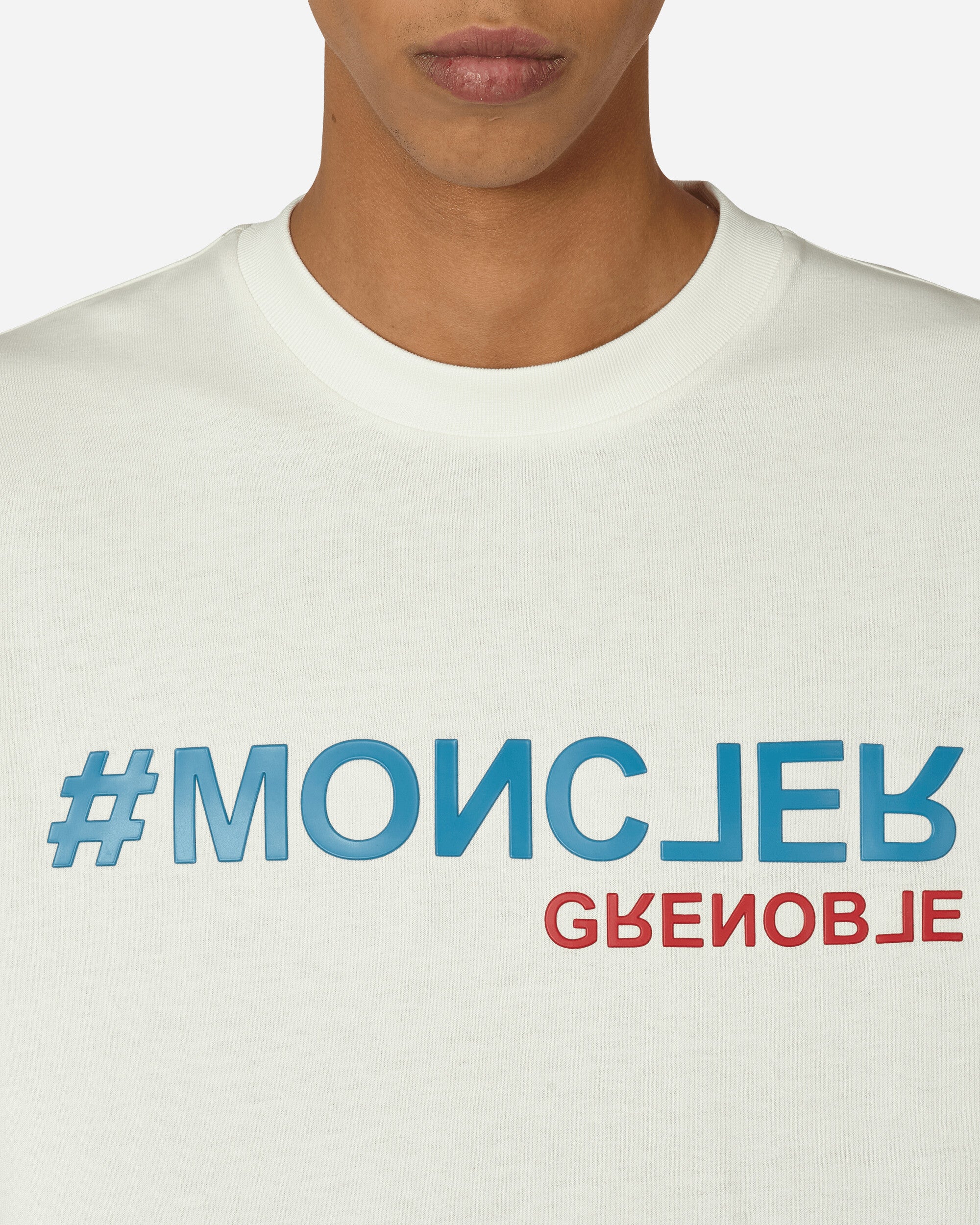 Moncler Grenoble Ss T-Shirt Day-Namic White T-Shirts Shortsleeve 8C0000383927 041
