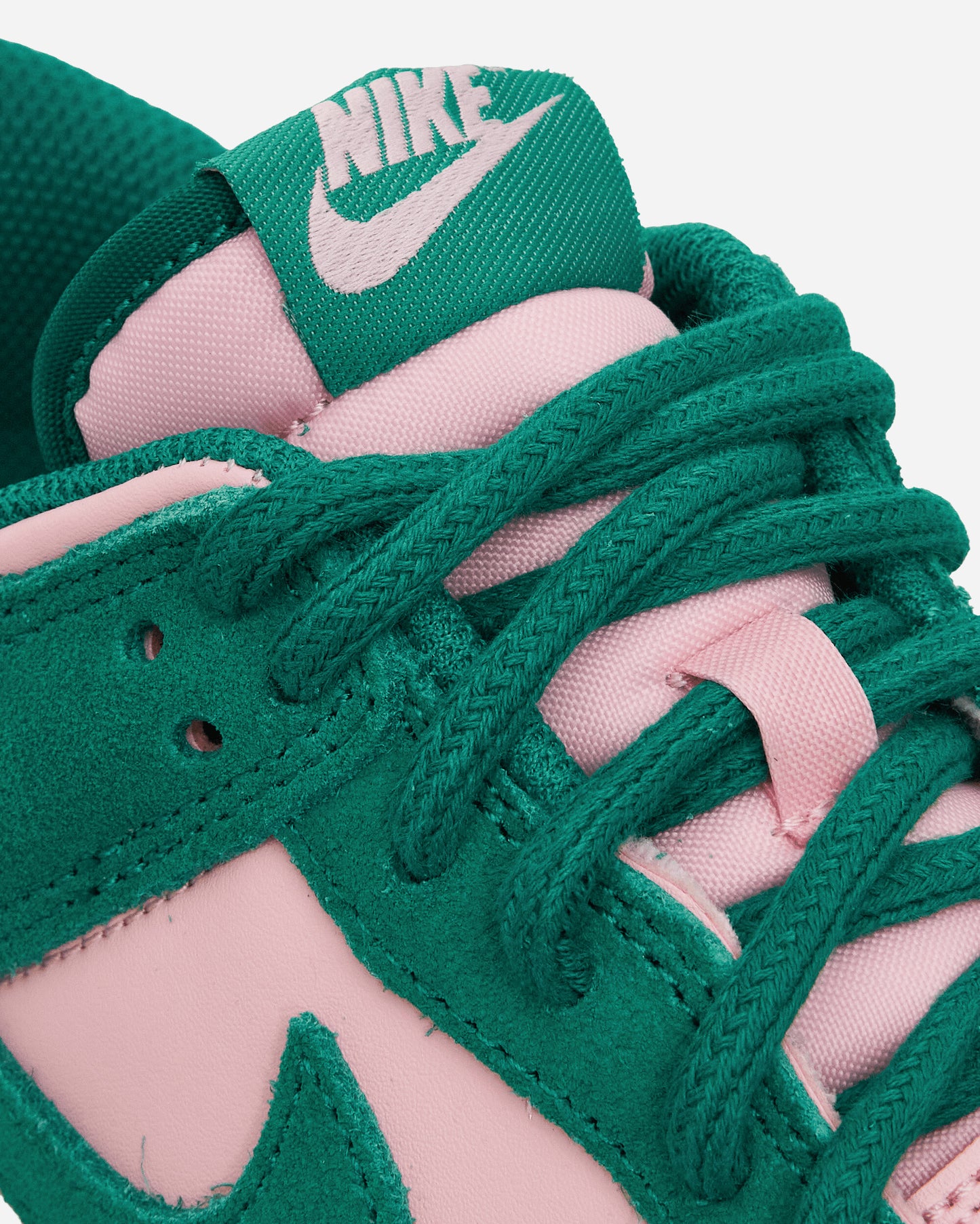 Nike Nike Dunk Low Retro Se Med Soft Pink/Malachite Sneakers Low FZ0549-600