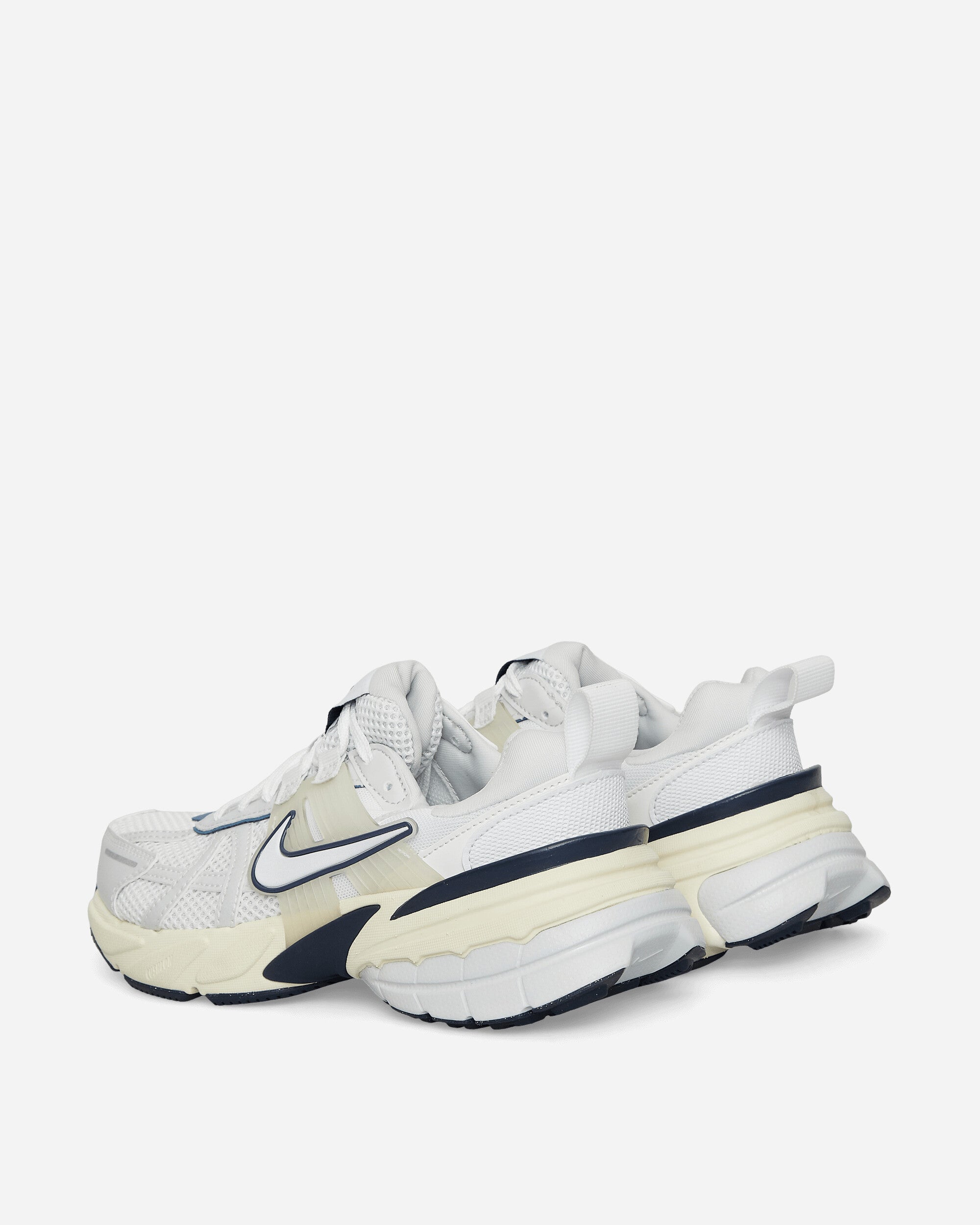 Nike Wmns Nike V2K Run White/Platinum Tint Sneakers Low FD0736-102