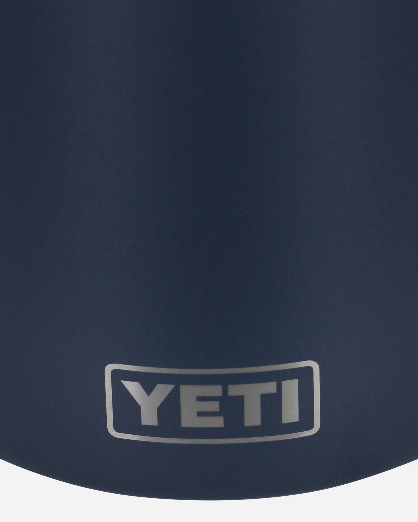 YETI Pitcher 64oz Navy Equipment Camping Gear 70000003660 NVY