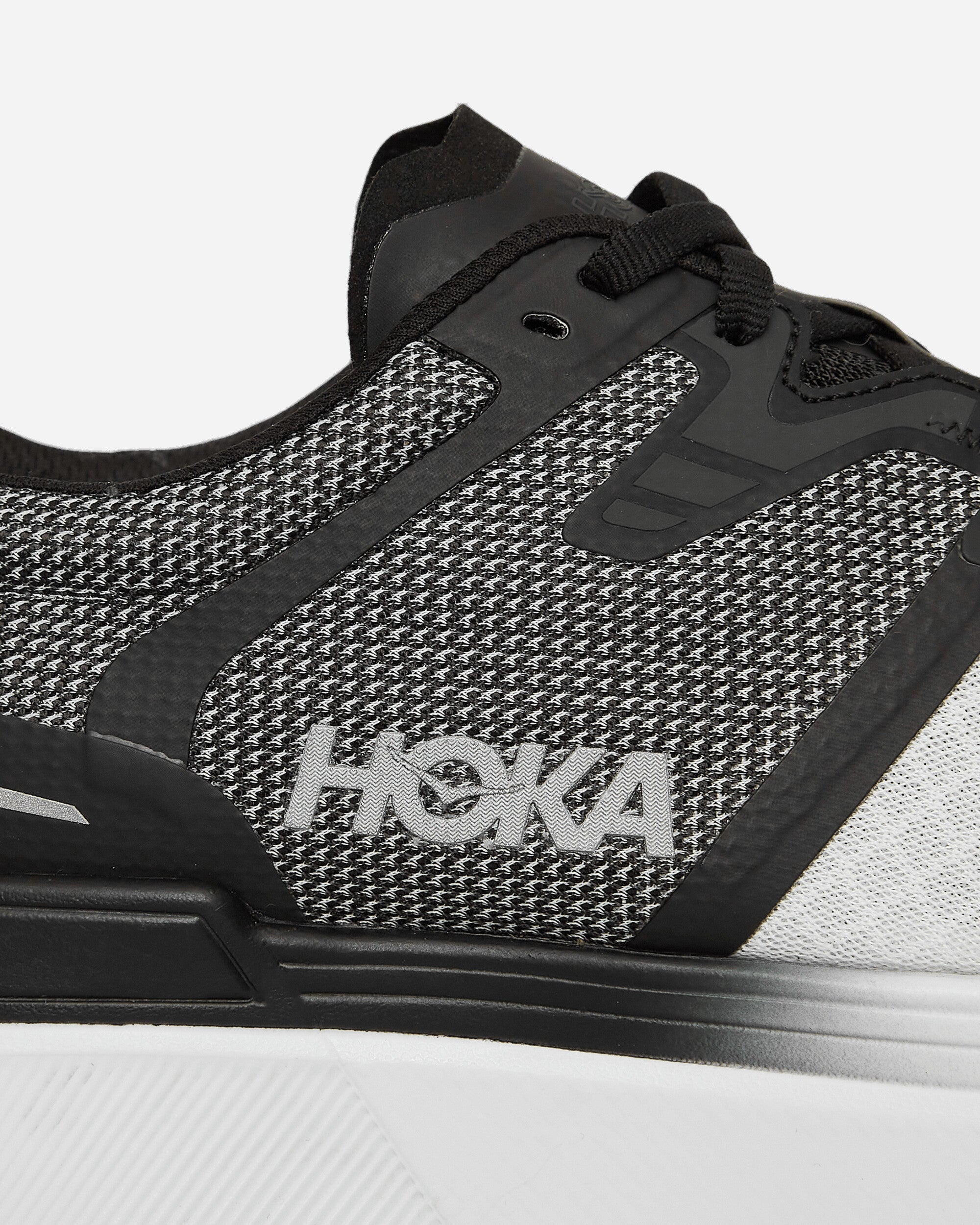 Hoka One One Transport X Black/ White Sneakers Low HK.1152450-BWHT
